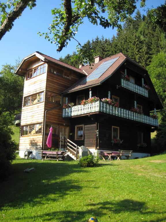 Steurer Hof Apartment *